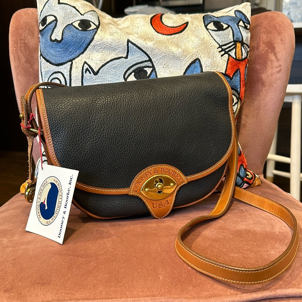 NWT Vintage Dooney & Bourke All Weather Bag